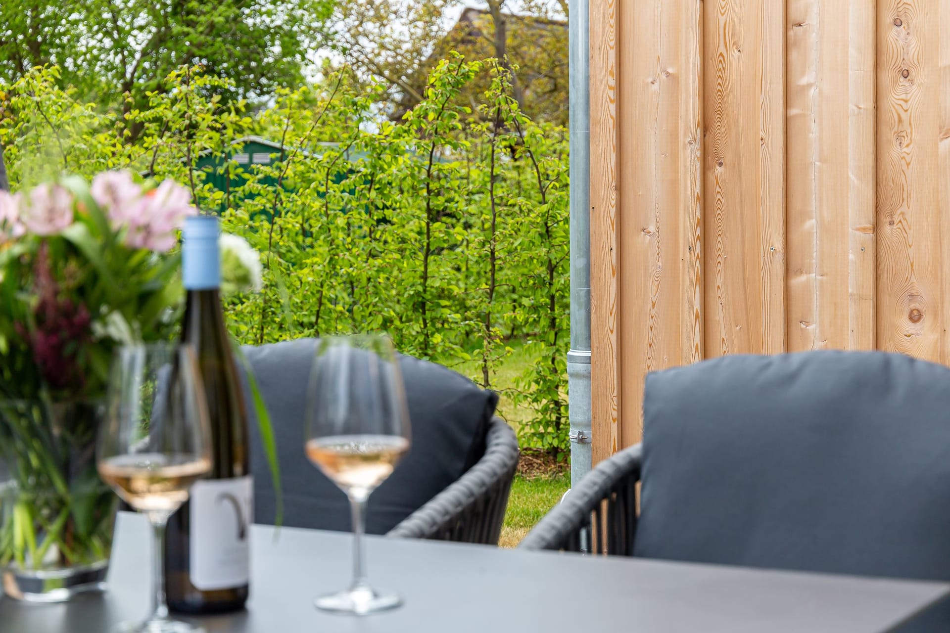 Terrasse mit Blick ins Grüne