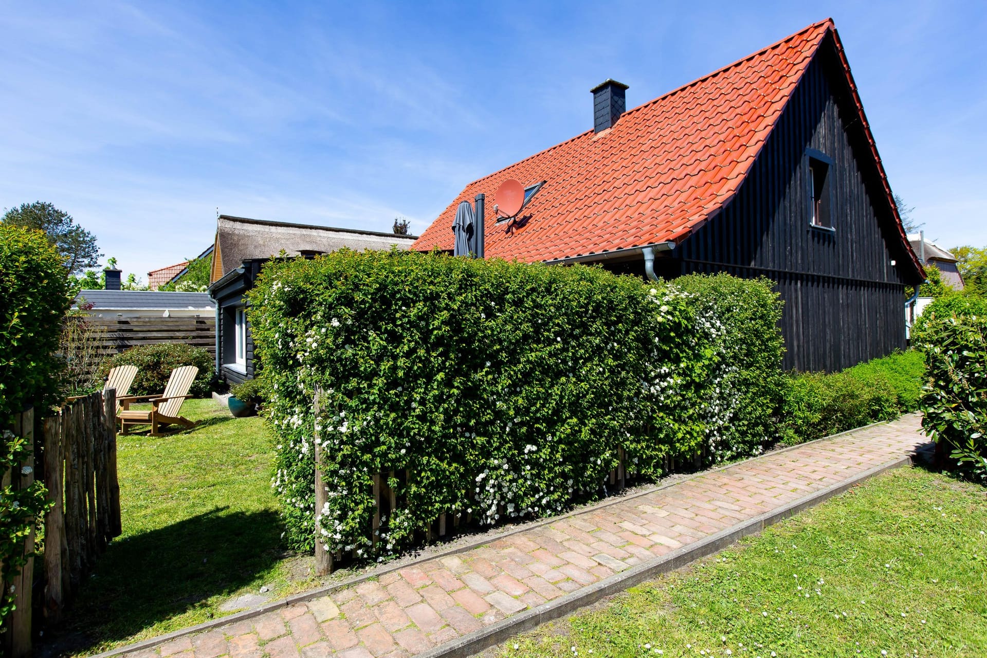 Außenansicht eines traditionellen Ferienhauses