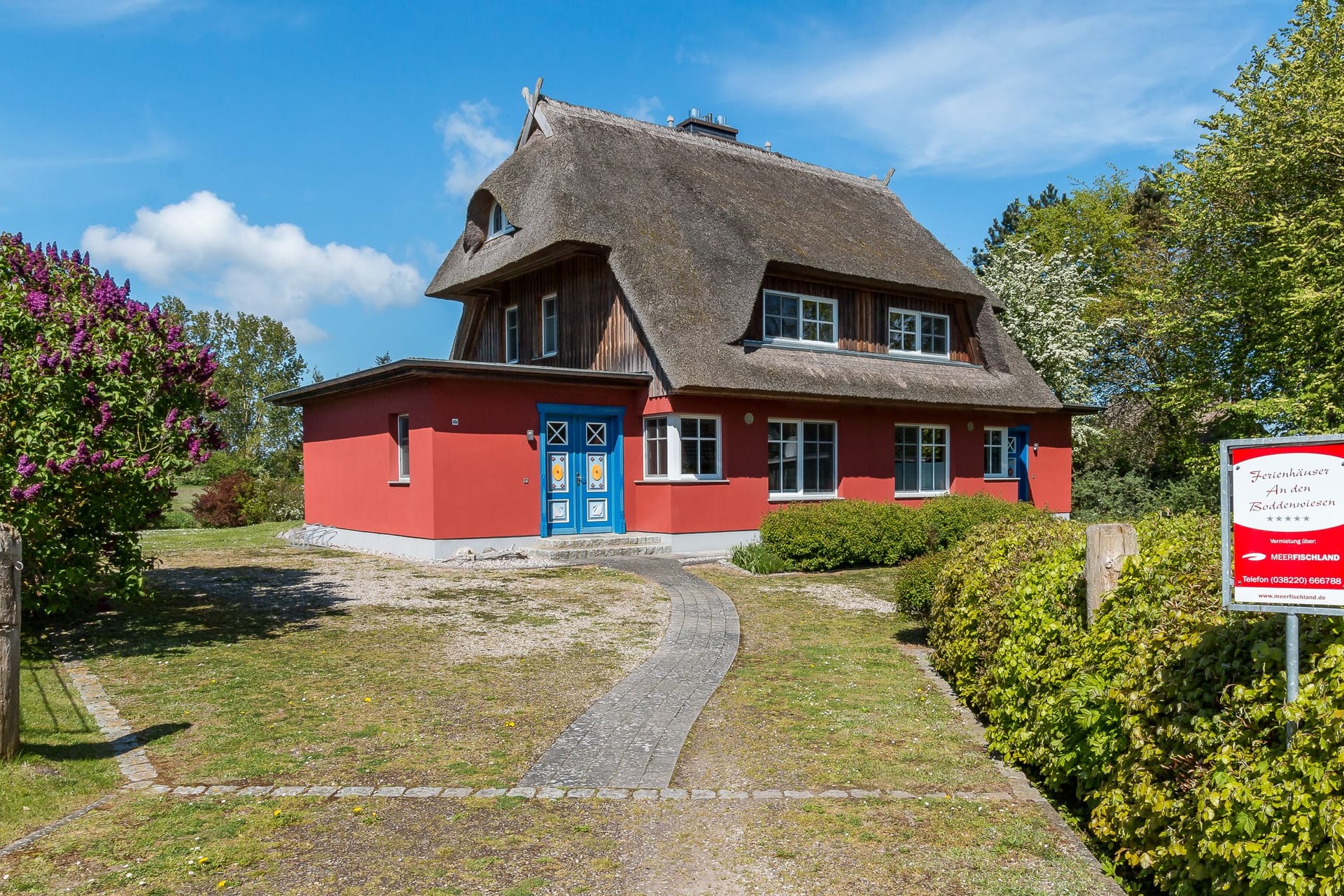 Außenansicht eines charmanten Ferienhauses
