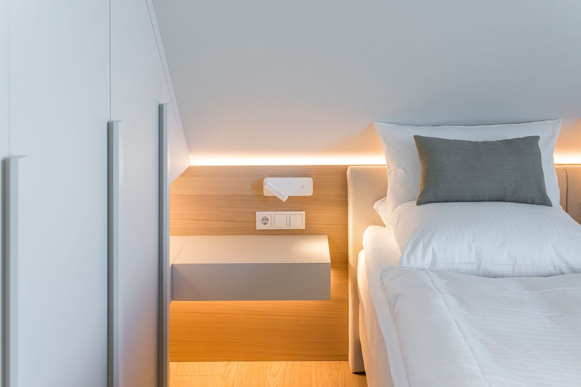 Schlafzimmer mit modernem Design