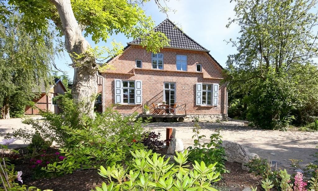 Außenansicht eines charmanten Ferienhauses