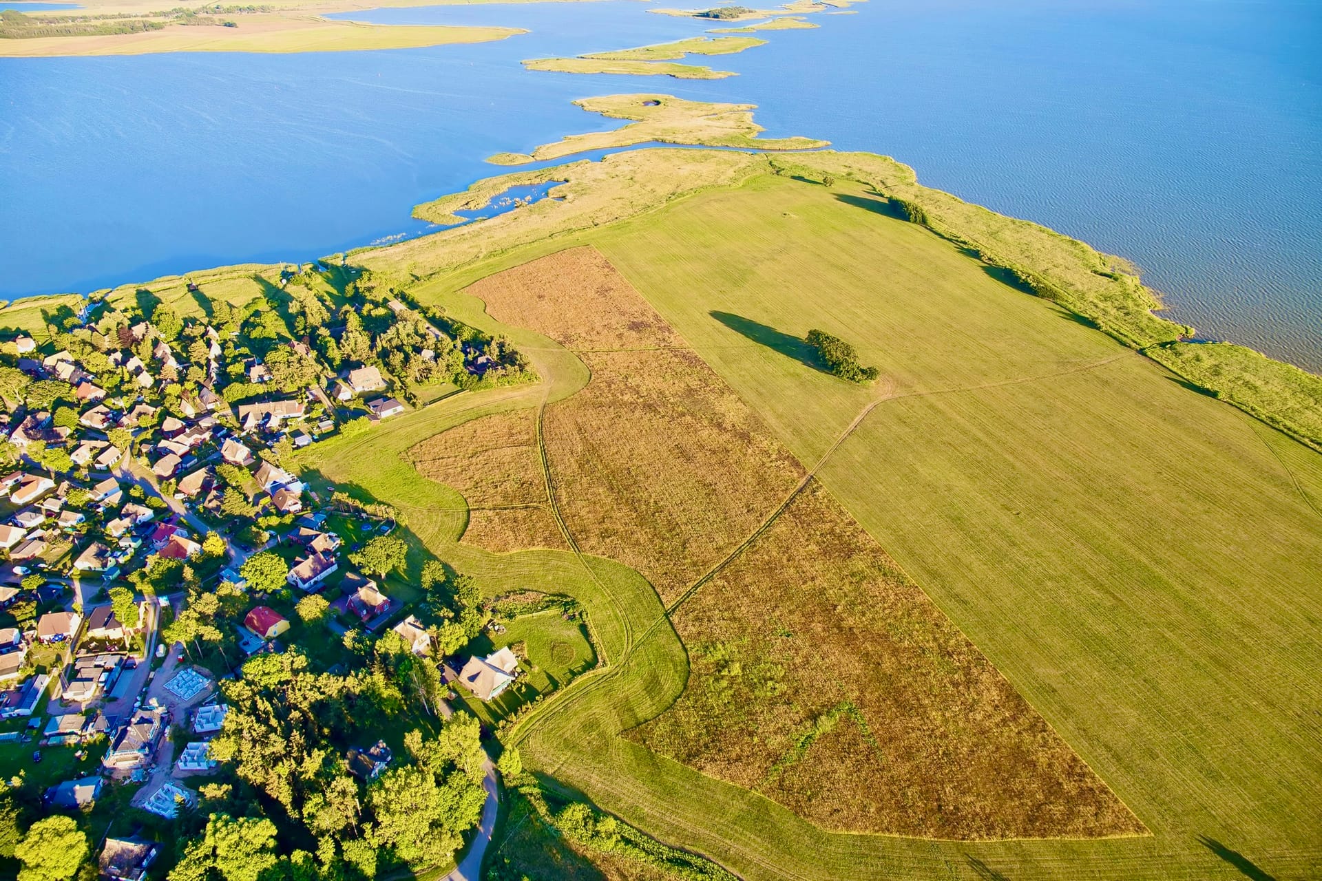 Luftaufnahme Born & Boddenlandschaft